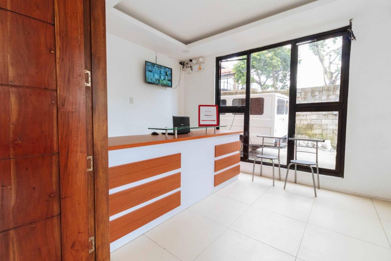 Reddoorz Plus Near Commonwealth Regalado Ciudad Quezon Exterior foto