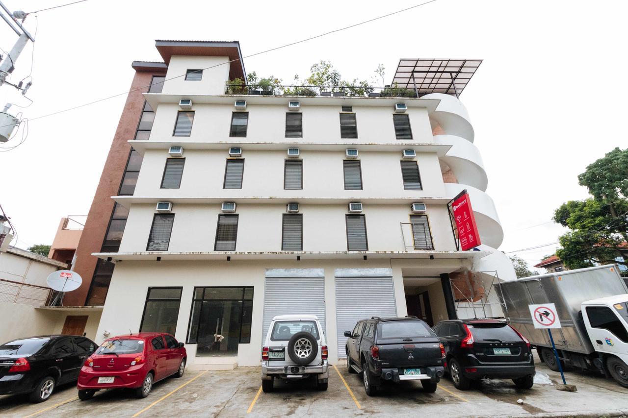 Reddoorz Plus Near Commonwealth Regalado Ciudad Quezon Exterior foto