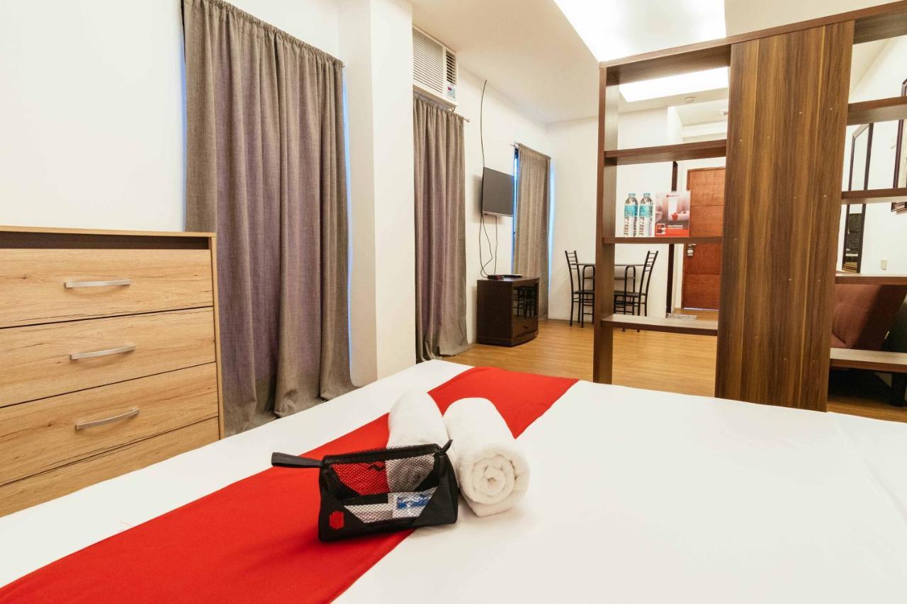 Reddoorz Plus Near Commonwealth Regalado Ciudad Quezon Exterior foto